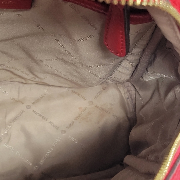 Michael Kors Abbey Medium Pebbled Leather Backpack. - Picture 11 of 16